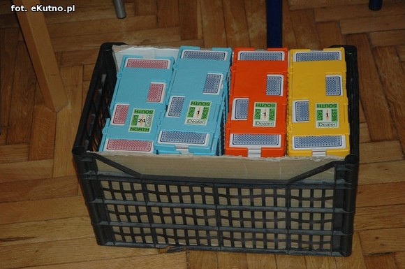 Para z Kutna wygrała turniej brydżowy na Święto Niepodległości w Staszicu