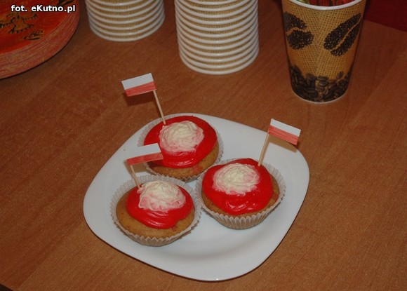 Para z Kutna wygrała turniej brydżowy na Święto Niepodległości w Staszicu