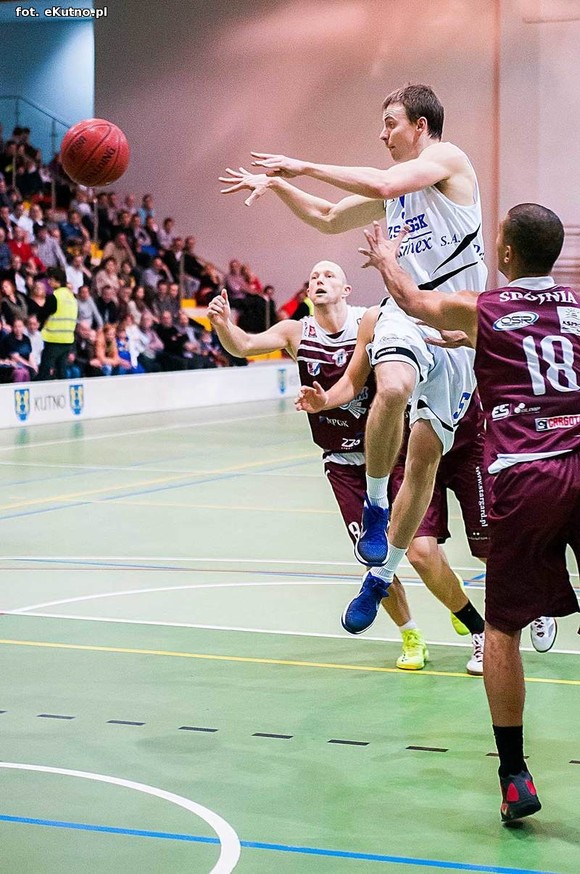 Wyrównana walka o zwycięstwo - AZS WSGK POLFARMEX KUTNO ostatecznie triumfuje!