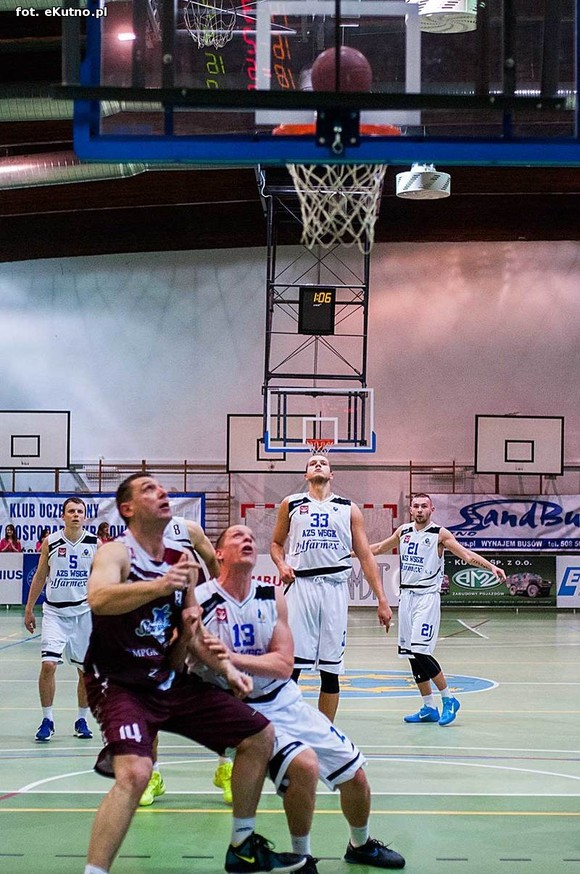 Wyrównana walka o zwycięstwo - AZS WSGK POLFARMEX KUTNO ostatecznie triumfuje!