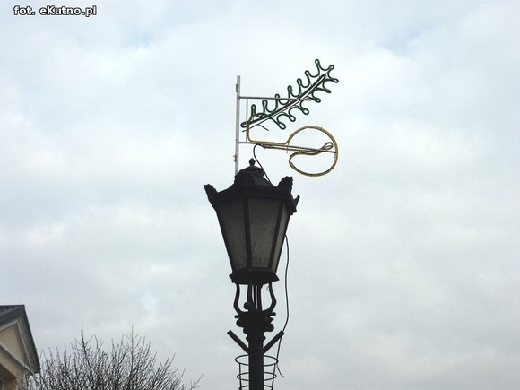 Przed ratuszem już świątecznie