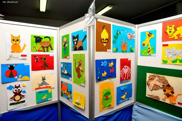 Papierowy świat zwierząt w Urzędzie Miasta