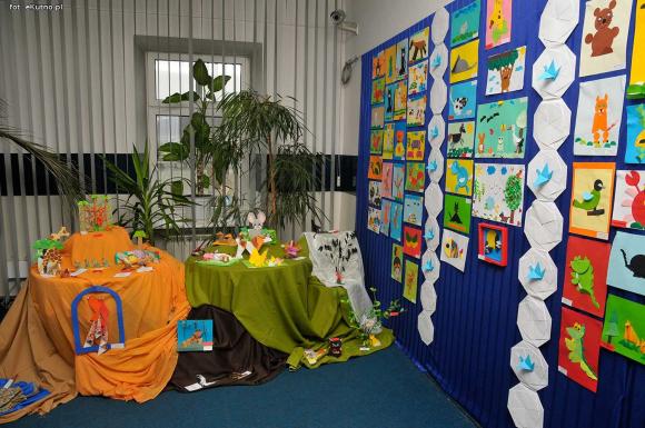 Papierowy świat zwierząt w Urzędzie Miasta