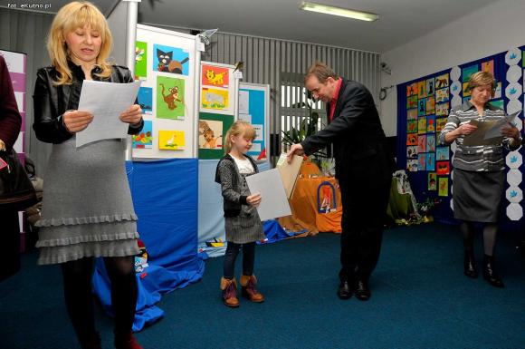 Papierowy świat zwierząt w Urzędzie Miasta