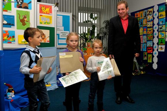 Papierowy świat zwierząt w Urzędzie Miasta