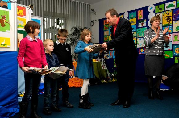 Papierowy świat zwierząt w Urzędzie Miasta
