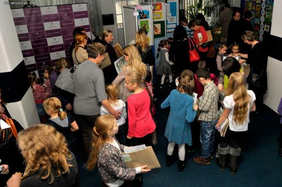 Papierowy świat zwierząt w Urzędzie Miasta