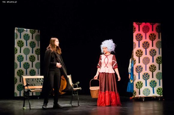 Teatr Puszek: Nie ma tego złego dla małej kutnowskiej publiczności