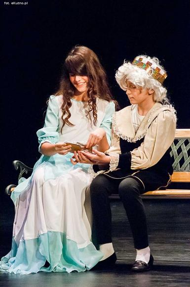 Teatr Puszek: Nie ma tego złego dla małej kutnowskiej publiczności