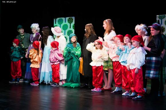 Teatr Puszek: Nie ma tego złego dla małej kutnowskiej publiczności