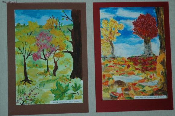 Zobacz w bibliotece wystawę pt. Barwy jesieni