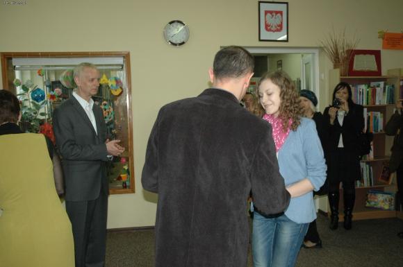 Zobacz w bibliotece wystawę pt. Barwy jesieni