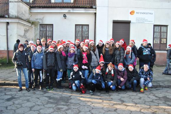 Na wielkiej paradzie mikołajów. VIII Rajd Mikołajkowy łęczyckiego Oddziału PTTK