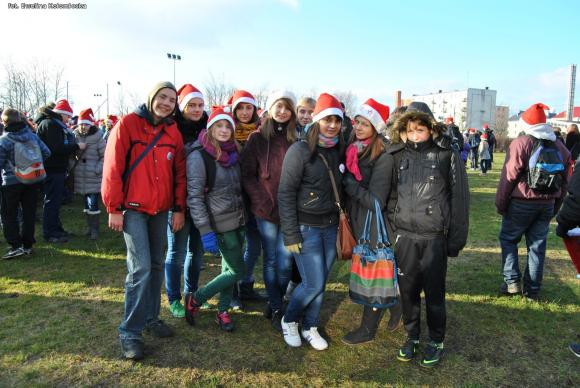 Na wielkiej paradzie mikołajów. VIII Rajd Mikołajkowy łęczyckiego Oddziału PTTK