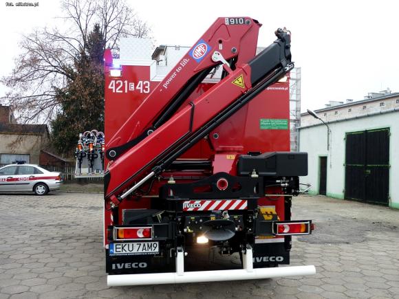 Kutnowscy strażacy wzbogacili się o nowy specjalistyczny samochód