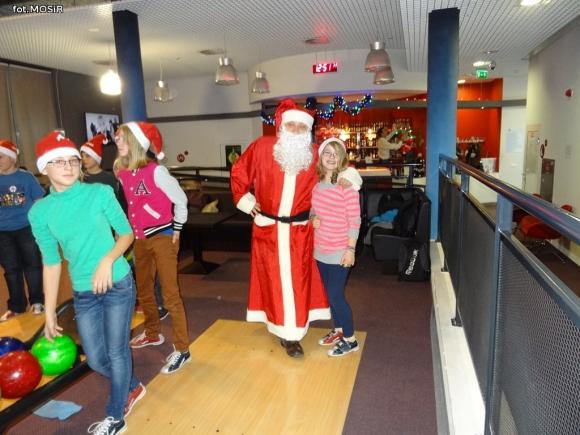 Mikołaj w parku wodnym i na lodowisku