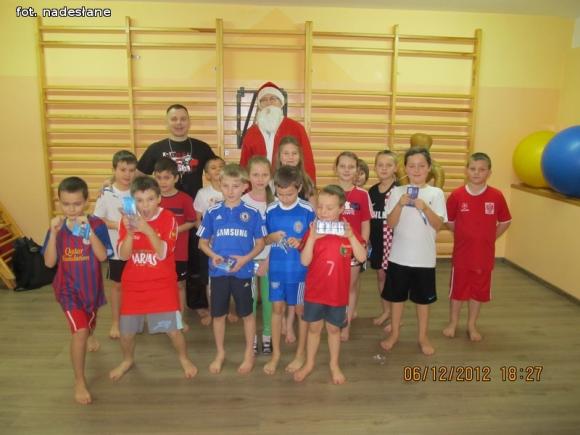 Kickboxerzy wierzą w Św. Mikołaja