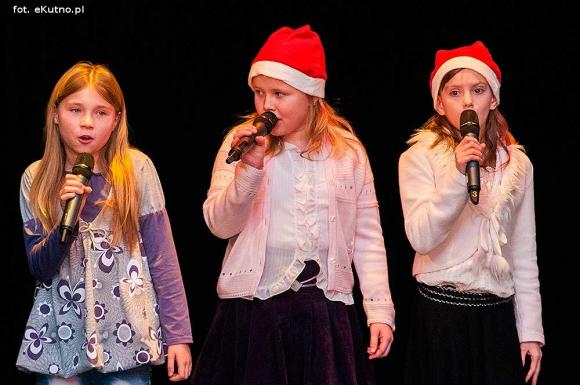 Zostali Mikołajami. Artystyczne prezentacje pod choinkę