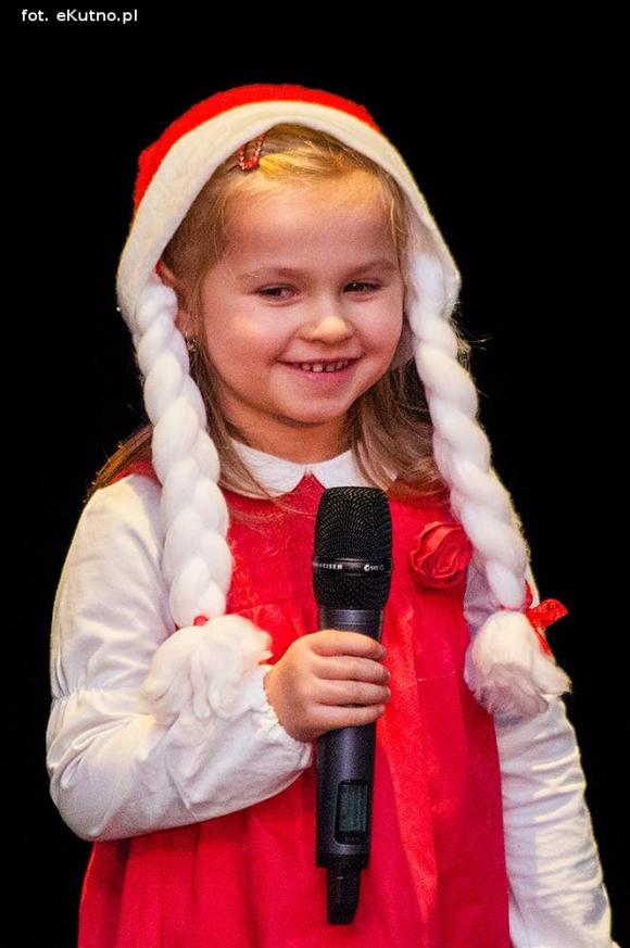 Zostali Mikołajami. Artystyczne prezentacje pod choinkę