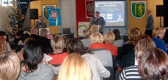 O uzależnieniach nieletnich w komendzie policji