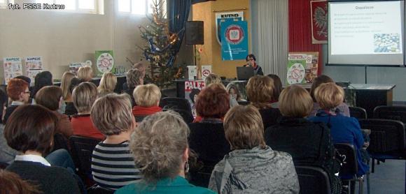 O uzależnieniach nieletnich w komendzie policji