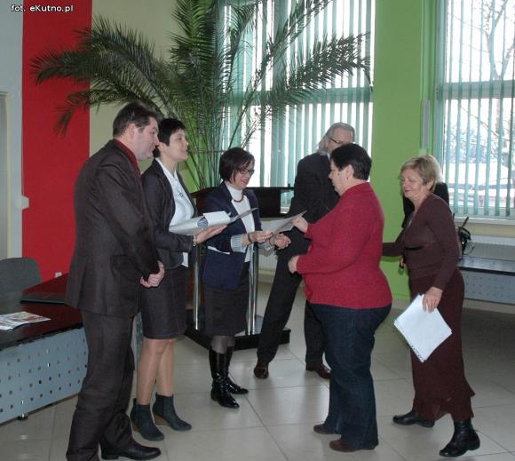 Lepsze jutro dla mieszkańców powiatu kutnowskiego. Beneficjenci zadowoleni z udziału w unijnym projekcie