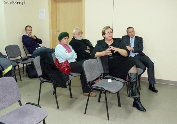 Czy biogazownia śmierdzi i hałasuje i czy prezes firmy źle życzy swojemu szwagrowi? Relacja ze spotkania mieszkańców Krośniewic z inwestorem