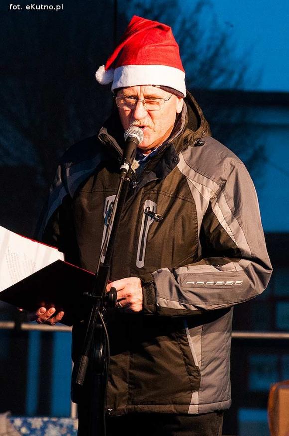 Wigilia z wielką rodziną przed Ratuszem w Kutnie