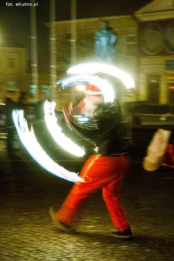 Wigilia z wielką rodziną przed Ratuszem w Kutnie