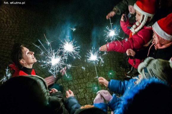 Wigilia z wielką rodziną przed Ratuszem w Kutnie