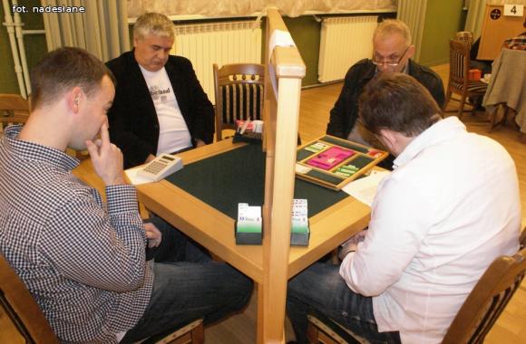 Brydżyści z KDK nie zwalniają tempa