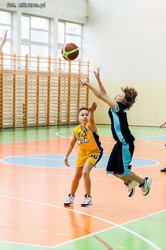 AZS WSGK TEVA KUTNO (U-13) uległo UMKS KSIĘŻAKOWI ŁOWICZ