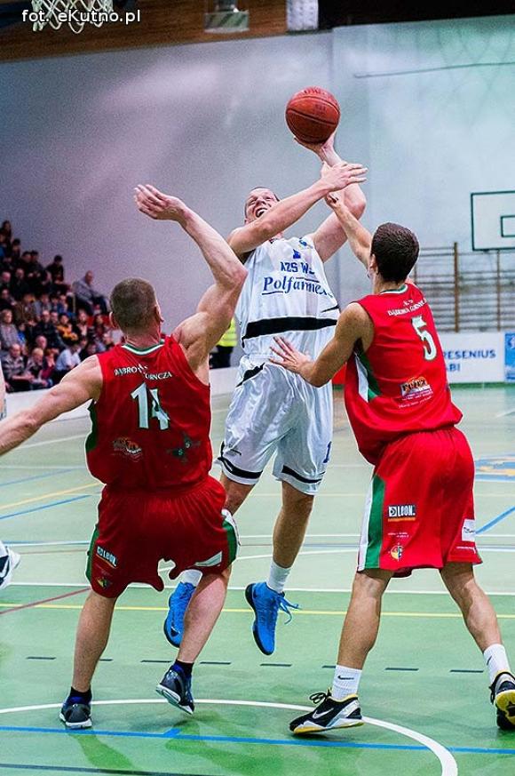 AZS WSGK POLFARMEX KUTNO wygrywa z  MKS Dąbrową Górniczą
