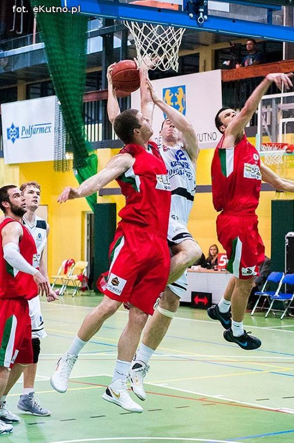 AZS WSGK POLFARMEX KUTNO wygrywa z  MKS Dąbrową Górniczą