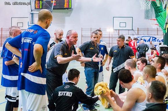 AZS WSGK POLFARMEX KUTNO wygrywa z  MKS Dąbrową Górniczą