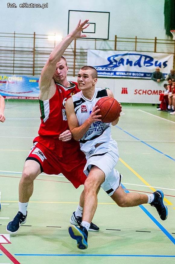 AZS WSGK POLFARMEX KUTNO wygrywa z  MKS Dąbrową Górniczą