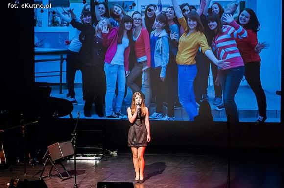 Ujawnione tajemnice, włoskie kolędy i utalentowani uczniowie Dąbrowszczaka. Święto liceum z niespodziankami
