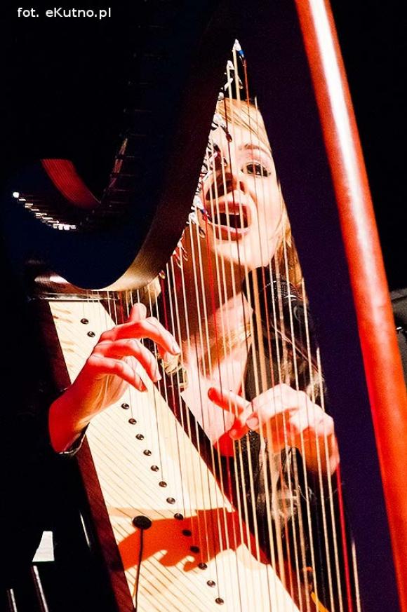 Ujawnione tajemnice, włoskie kolędy i utalentowani uczniowie Dąbrowszczaka. Święto liceum z niespodziankami