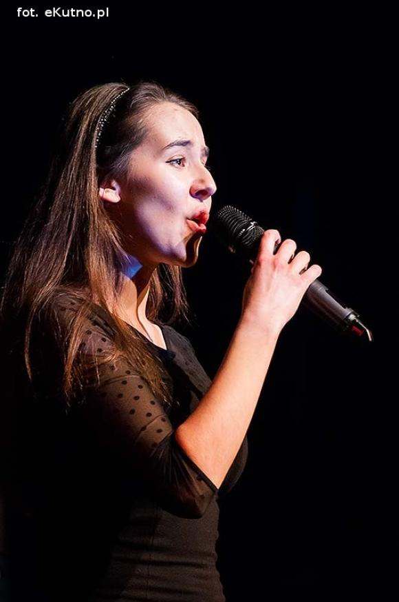 Ujawnione tajemnice, włoskie kolędy i utalentowani uczniowie Dąbrowszczaka. Święto liceum z niespodziankami