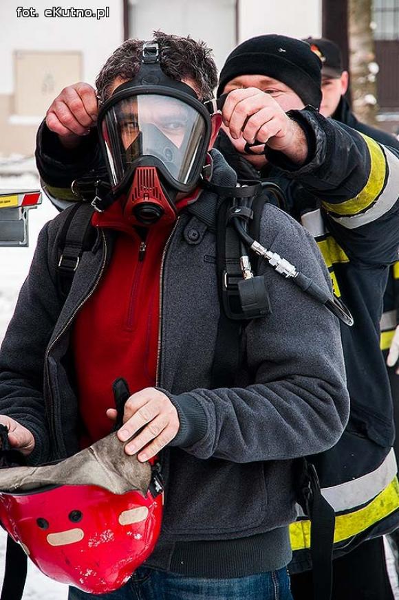 Prezentacja sprzętu i umiejętności strażaków