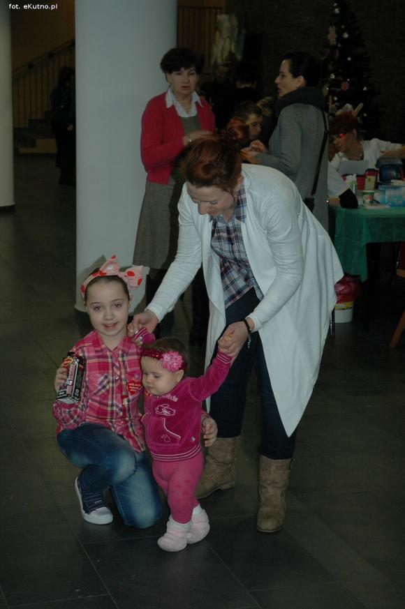 21 Finał WOŚP w KDK: Piosenki u harcerzy, oddawanie krwi i rękodzieło rodem z Kutna