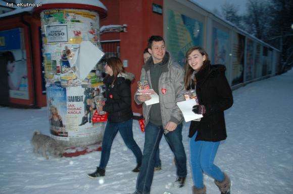 Kutnowscy wolontariusze WOŚP rozpoczęli zbiórkę