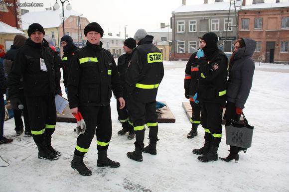 WOŚP w Żychlinie: Pokaz OSP Pniewo