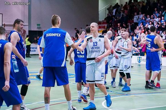 AZS znów górą jest!