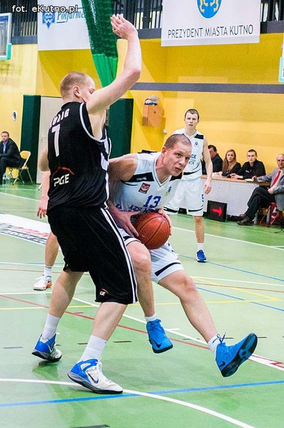 Tur(ów) za silny. AZS rozbity w Pucharze Polski Intermarché Basket Cup