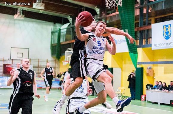Tur(ów) za silny. AZS rozbity w Pucharze Polski Intermarché Basket Cup