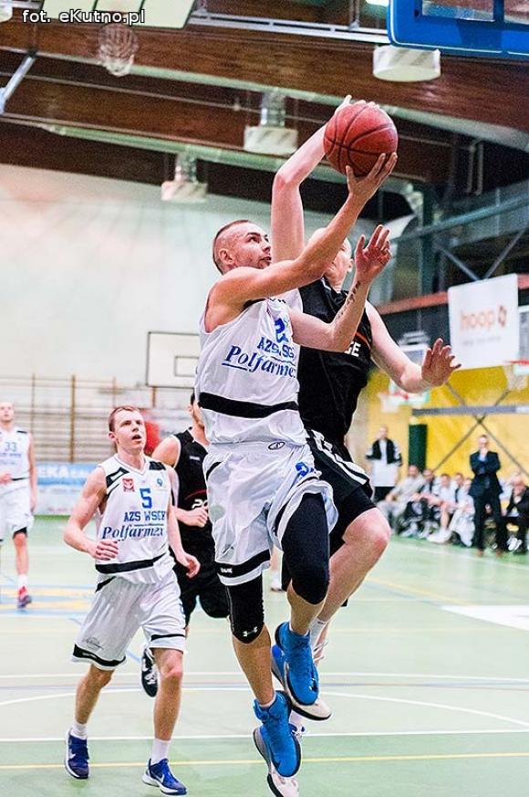 Tur(ów) za silny. AZS rozbity w Pucharze Polski Intermarché Basket Cup