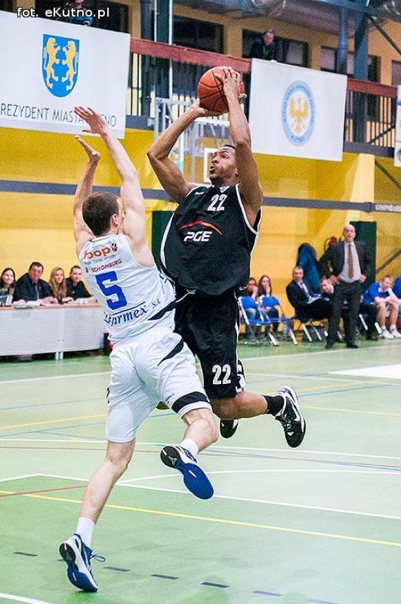 Tur(ów) za silny. AZS rozbity w Pucharze Polski Intermarché Basket Cup