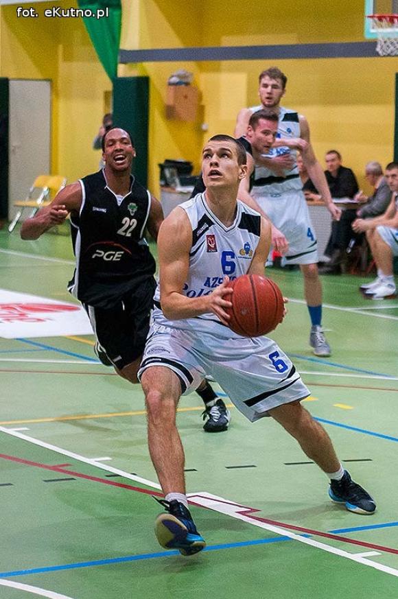 Tur(ów) za silny. AZS rozbity w Pucharze Polski Intermarché Basket Cup