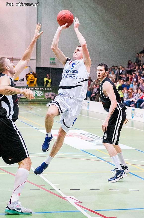 Tur(ów) za silny. AZS rozbity w Pucharze Polski Intermarché Basket Cup